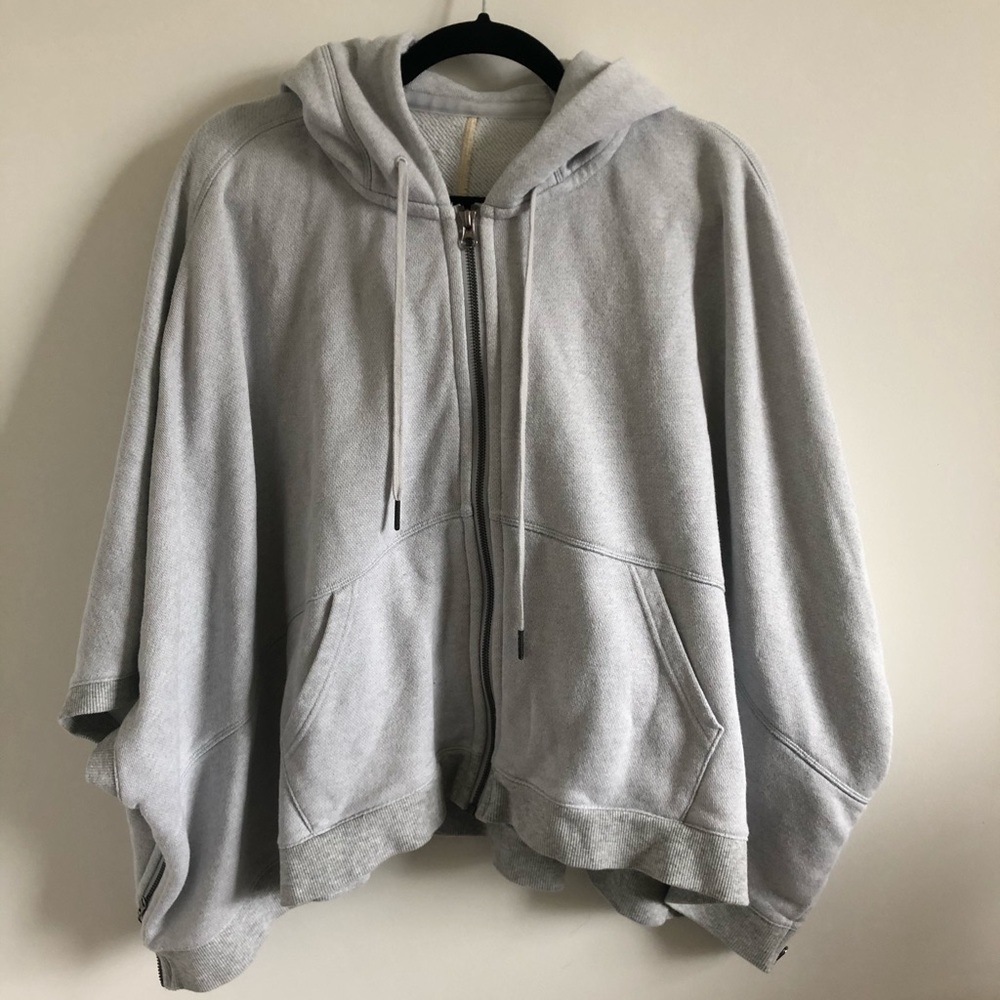 Lululemon Sweatshirt